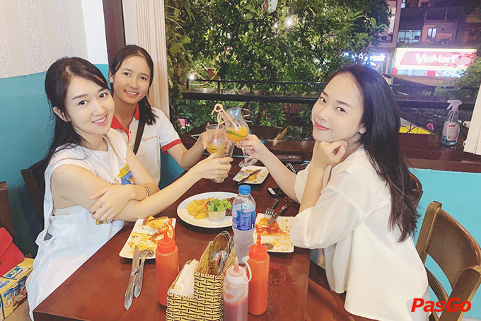 Papa's Pizza & BBQ - Nguyễn Văn Cừ-7