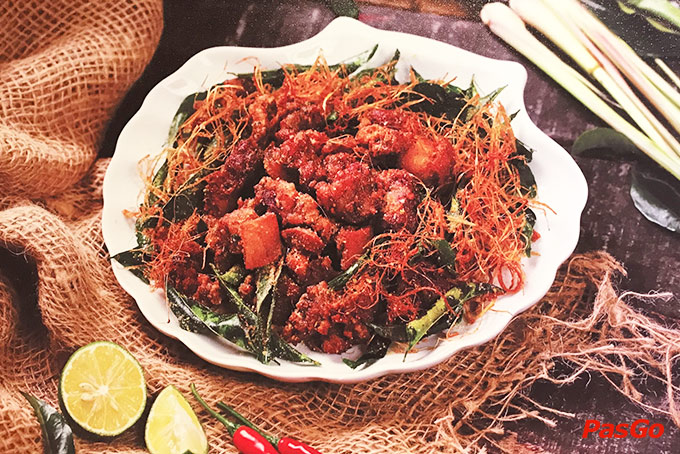 Nhà hàng Phở 1983 The Gold View 3