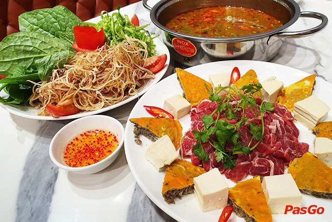 Nhà hàng Phở 1983 The Gold View 8