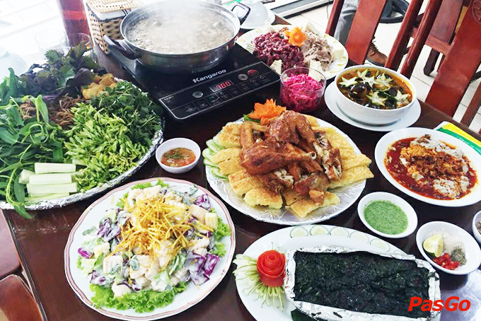 Nhà hàng Sáu Quê Hà Đông 1