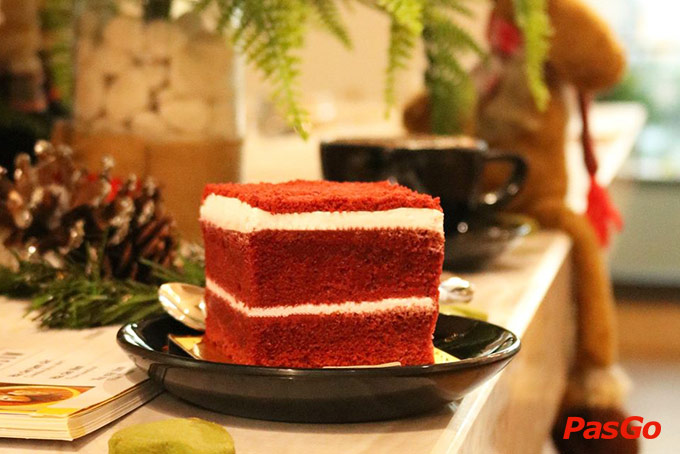 Nhà hàng The Deli Nguyễn Tuân 16