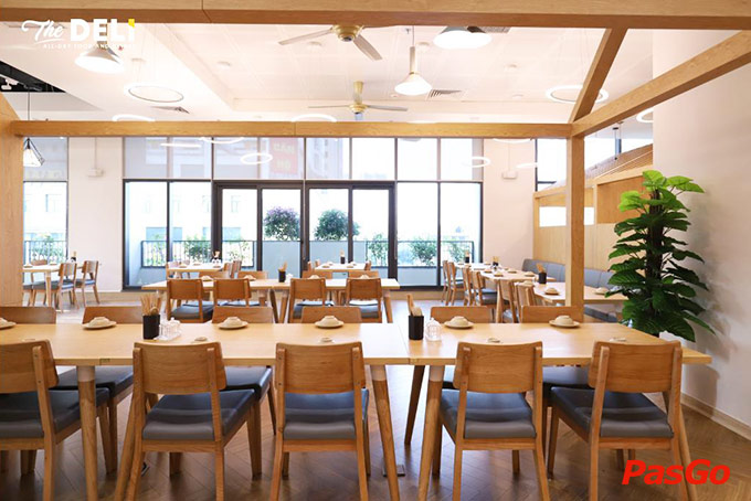 Nhà hàng The Deli Nguyễn Tuân 2