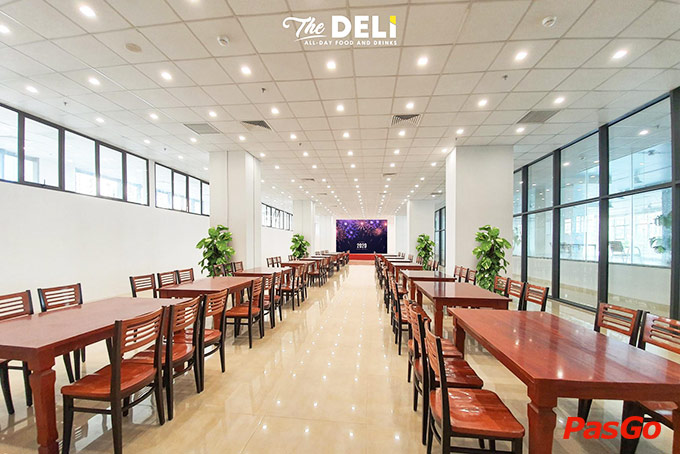 Nhà hàng The Deli Nguyễn Tuân 7
