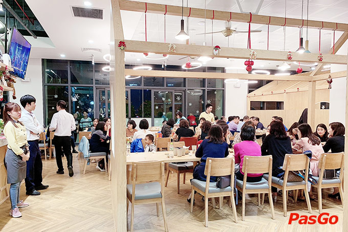 Nhà hàng The Deli Nguyễn Tuân 8