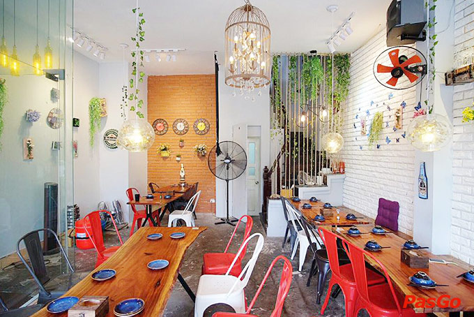 Yum Yum Buffet Hotpot Station - Đường Láng-10