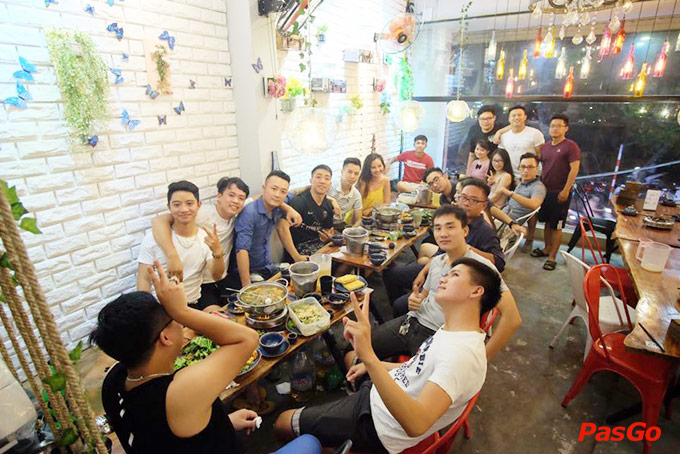 Yum Yum Buffet Hotpot Station - Đường Láng-11