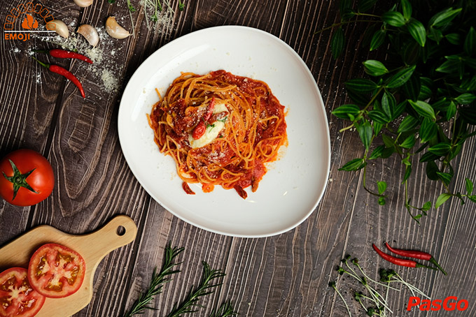 Nhà hàng Emoji Pizza Hoàng Dư Khương 10