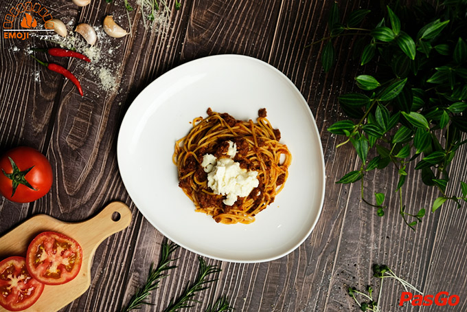 Nhà hàng Emoji Pizza Hoàng Dư Khương 11