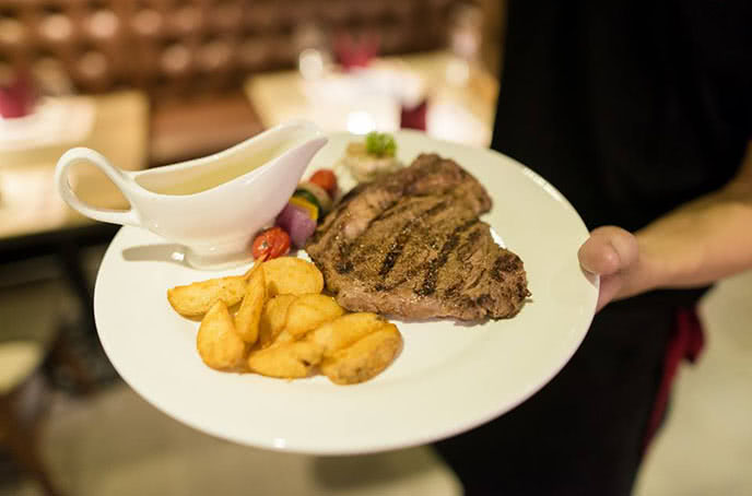 Steakout - Trần Hưng Đạo-2