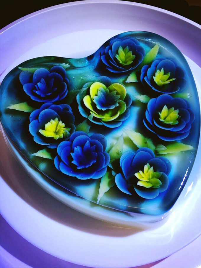 Bánh sinh nhật rau câu 4D mẫu hoa sen sơn thủy