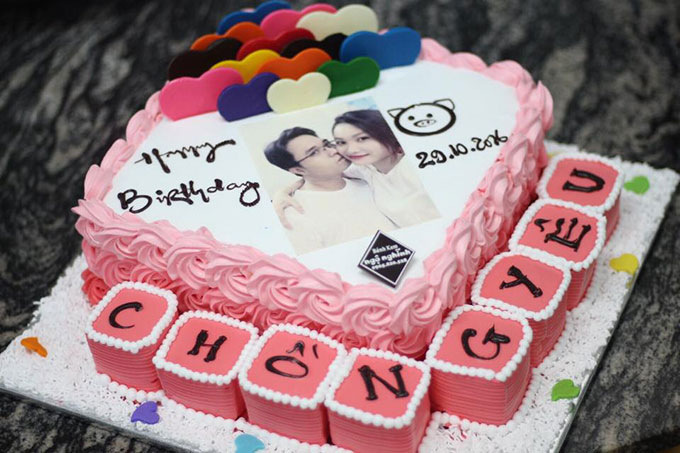 Bánh kem sinh nhật trái tim đỏ lãng mạn tặng chồng yêu Bánh Thiên Thần Chuyên nhận đặt bánh sinh nhật theo mẫu