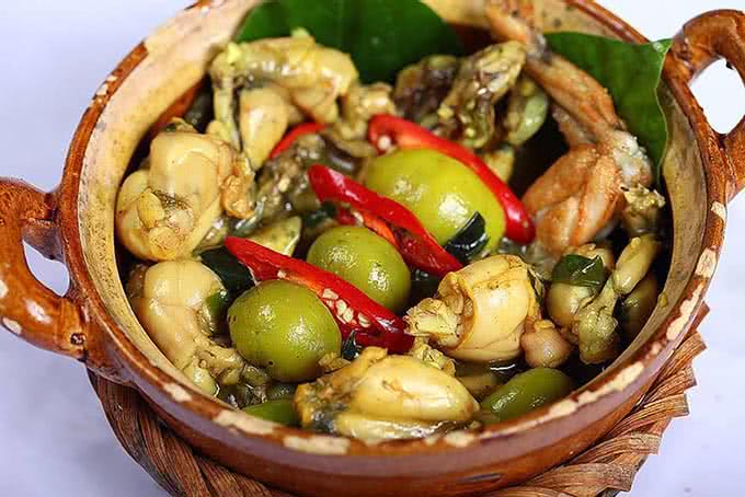 nhà hàng Ngoại Ô 19 Nguyễn Gia Thiều món ăn 5