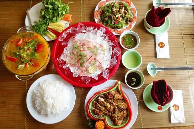 nhà hàng Ngoại Ô 19 Nguyễn Gia Thiều món ăn 9