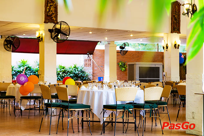 Nhà hàng Đông Hồ Eden 9