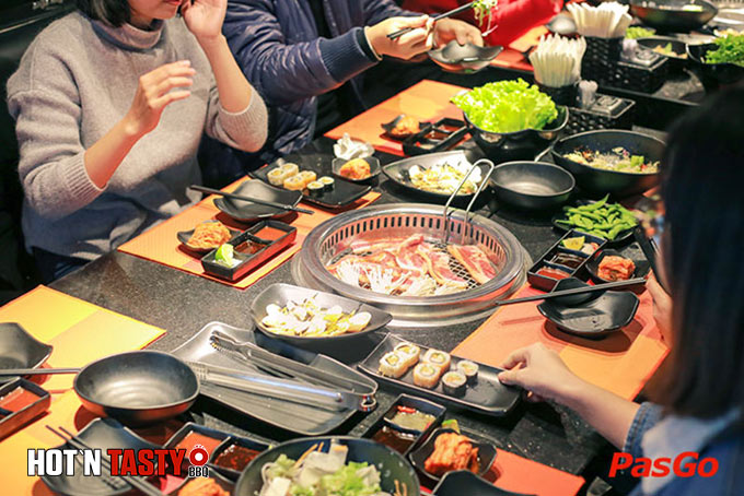 nhà hàng hot n tasty giảng võ - 7