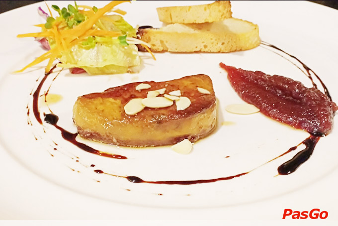 Chanh Bistro Rooftop Saigon Hồ Tùng Mậu 1