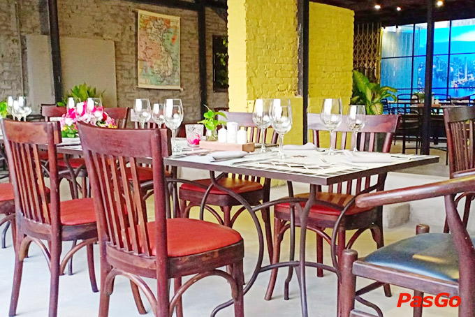 Chanh Bistro Rooftop Saigon Hồ Tùng Mậu 14