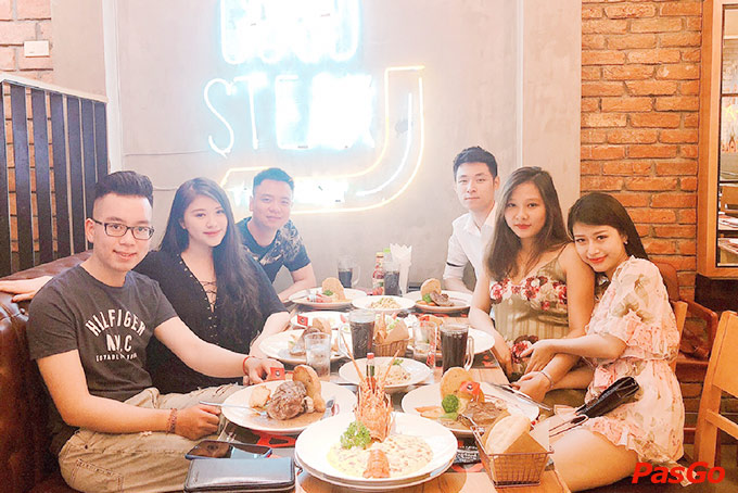 Gangnam Steak Xã Đàn 13