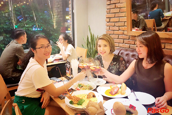 Gangnam Steak Xã Đàn 12