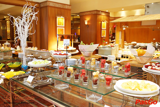 nhà hàng la brasserie khách sạn hotel du parc hanoi 16
