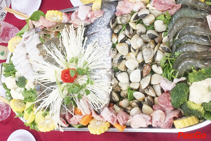 Nhà hàng Linh Trang Lê Quang Đạo 7