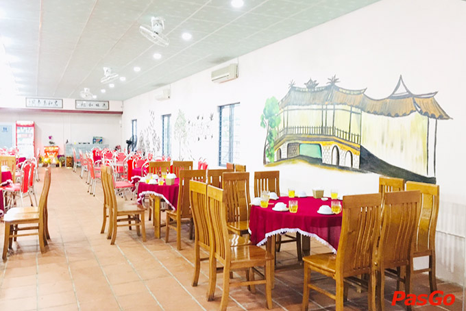 Nhà hàng Linh Trang Lê Quang Đạo 11