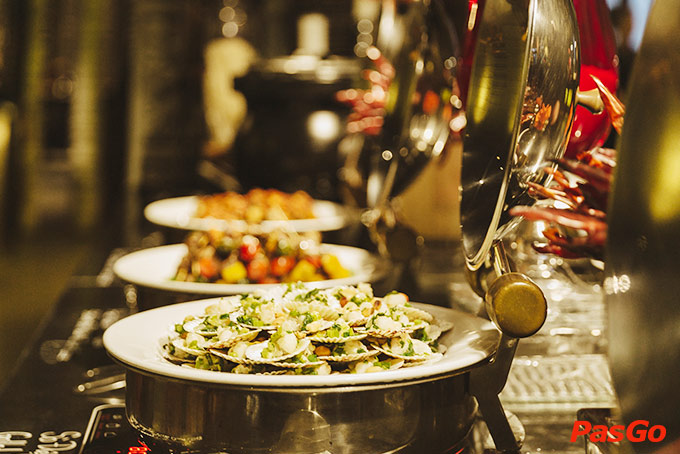 Nhà hàng Red Chilli Seafood Buffet 11