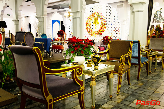 Sunset Bar – CHLOE Gallery Phan Văn Chương 13