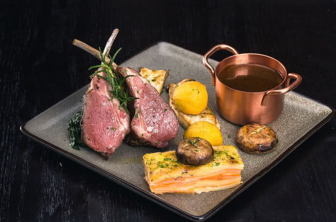 1982 Bistro Nguyễn Huệ 12