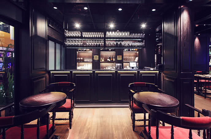 1982 Bistro Nguyễn Huệ 4