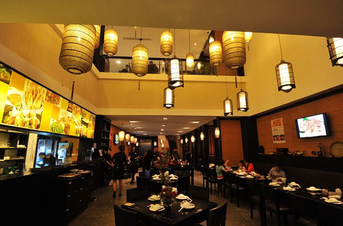 nhà hàng gia viên bà triệu 4