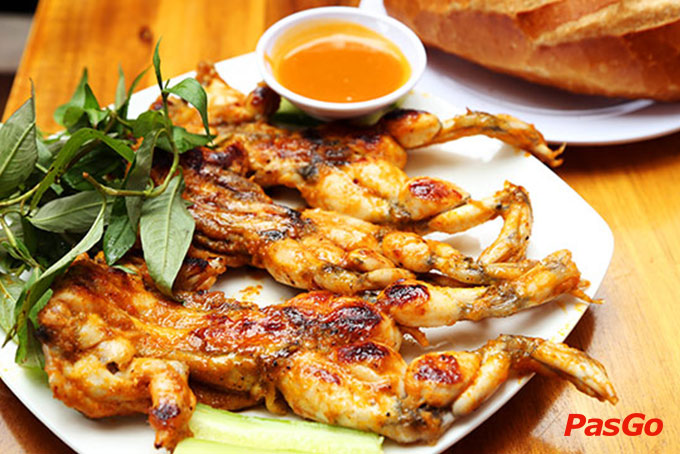 Lê La Quán Cách Mạng Tháng 8 10