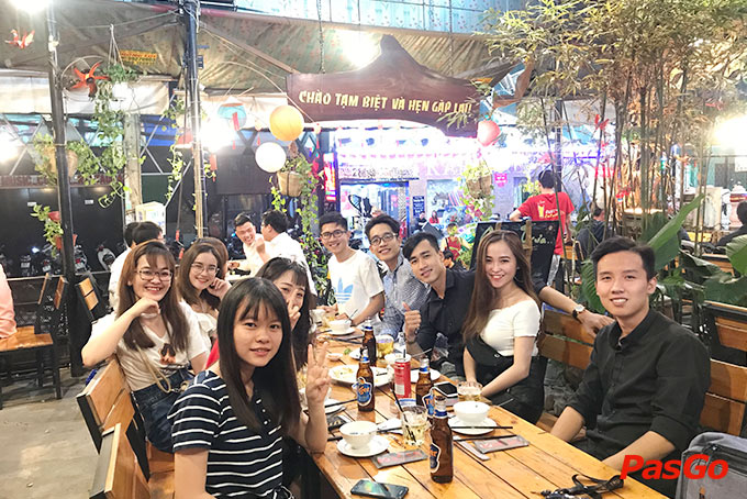 Lê La Quán Cách Mạng Tháng 8 14