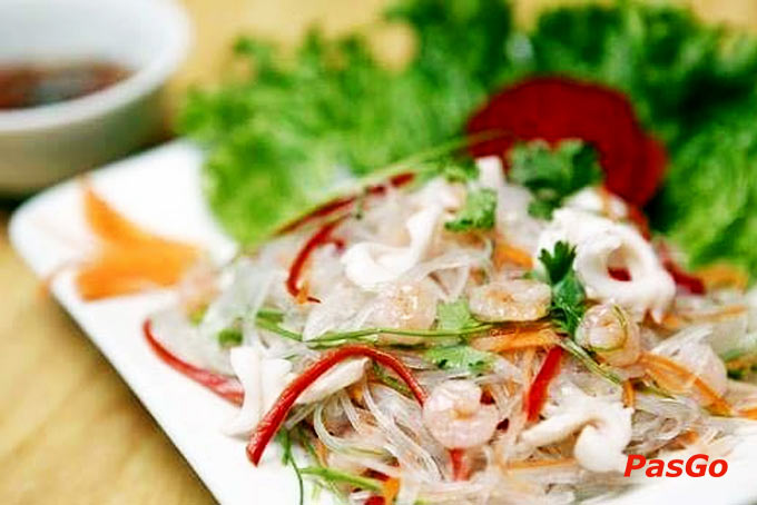 nhà hàng sukhumvit station trung liệt 12