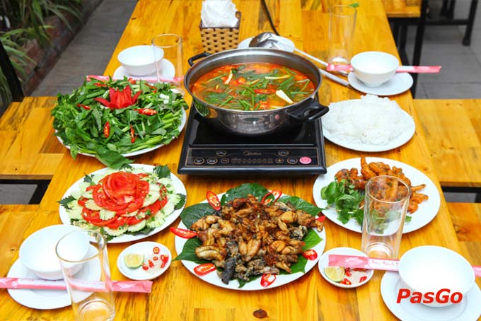 nhà hàng sukhumvit station trung liệt 8