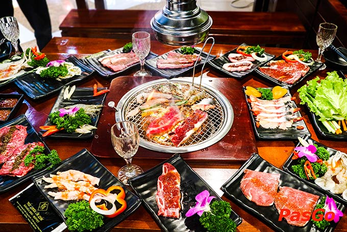 nha-hang-buffet-ngon-nhat-o-times-city-9