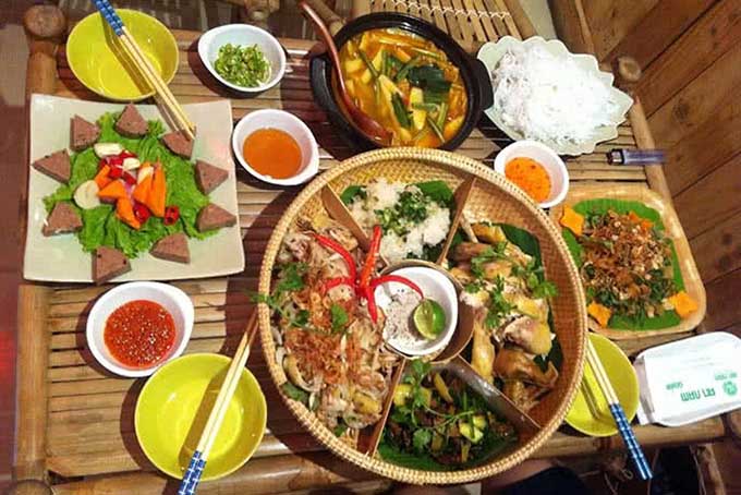 10-quan-an-gia-dinh-ngon-duoc-yeu-thich-nhat-o-quan-1-3