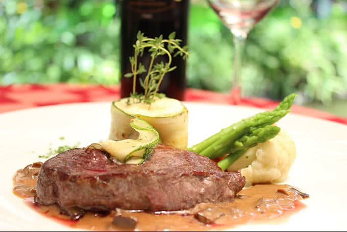 Dê Thủy Tạ - Ẩm thực Á – Âu kết hợp món ngon ba miền 5