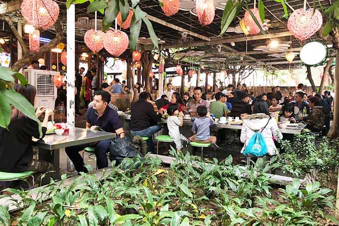 top 10 nhà hàng tổ chức, đặt tiệc Trung Thu lý tưởng ở Đà Nẵng 7