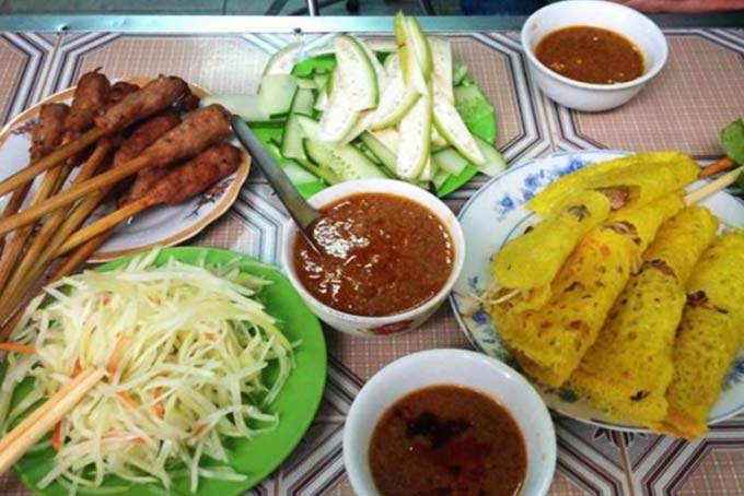 Top 10 quán ăn vặt ngon rẻ, hút khách nhất ở Đà Nẵng 4