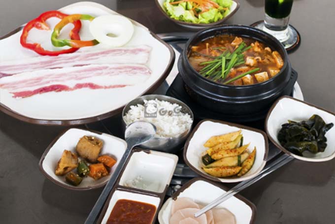 Top 5 nhà hàng buffet lẩu nướng ngon, nổi tiếng nhất ở Đà Nẵng 6