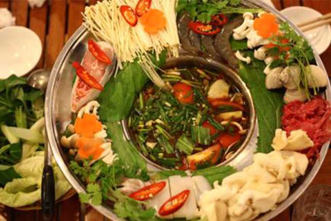 Top 7 quán ăn Thái Lan ngon rẻ, hút khách nhất ở Đà Nẵng 1