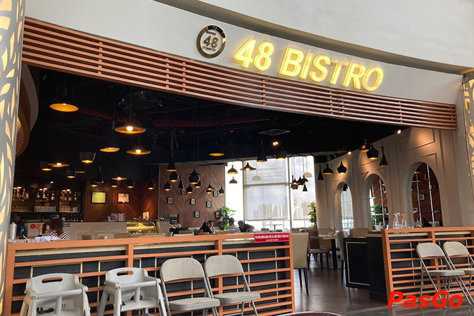 Không gian 48 Bistro Cresent Mal thoáng đãng, lãng mạn đậm chất Bistro Pháp