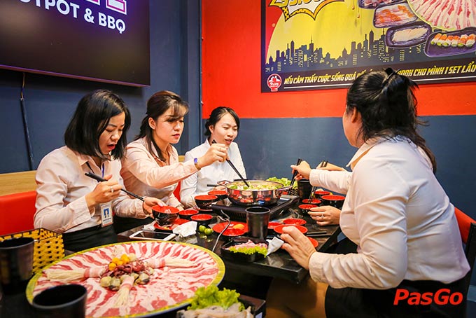 Nhà hàng 9Life Hotpot & BBQ Giang Văn Minh 5