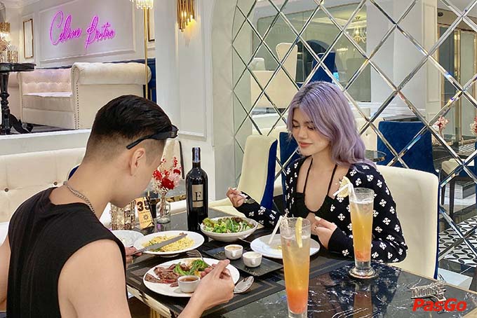 Là địa chỉ check in sang chảnh của nhiều bạn trẻ 2