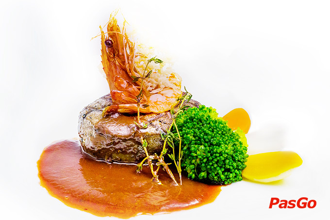 Nhà hàng QT – Premium Tô Hiến Thành6