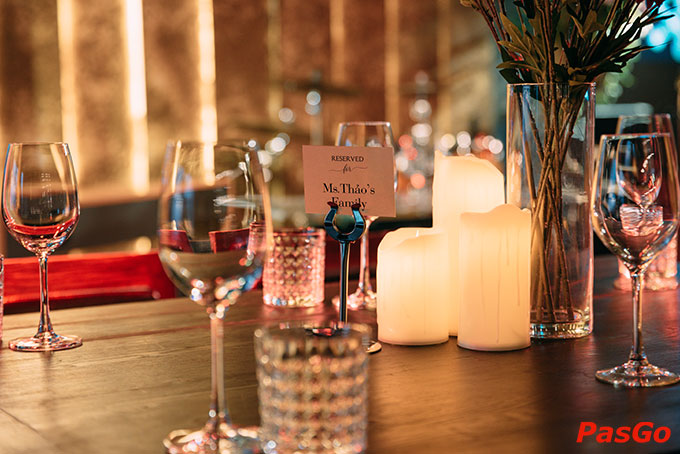 Món ăn ngon - Cocktail hấp dẫn - Không gian ấm cúng - Âm nhạc du dương sẽ tạo thành một buổi tối hoàn hảo cho bạn và người thân