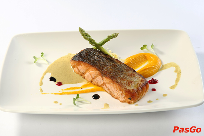 Nhà hàng A Bửu Sài Gòn Nguyễn Trãi là điểm đến lý tưởng cho những ai yêu thích ẩm thực Á Âu với danh sách đồ ăn đa dạng và hương vị tinh tế.