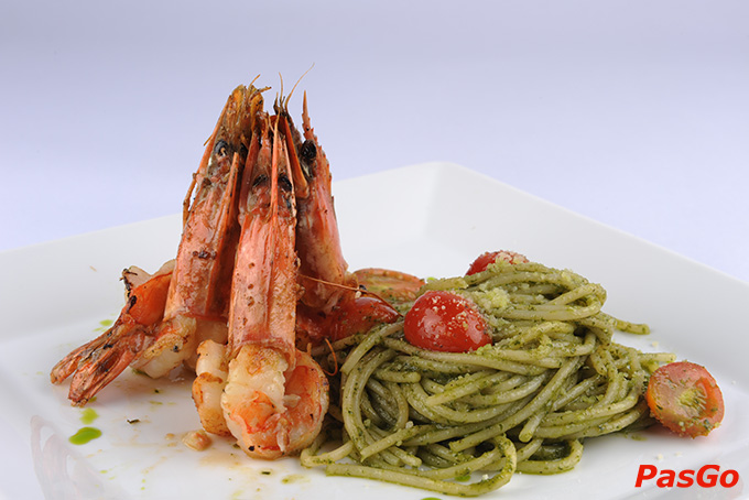 Không chỉ hấp dẫn bởi hương vị, món ăn tại nhà hàng A Bửu Sài Gòn còn được trình bày rất bắt mắt, đẹp mắt và gây ấn tượng cho thực khách.