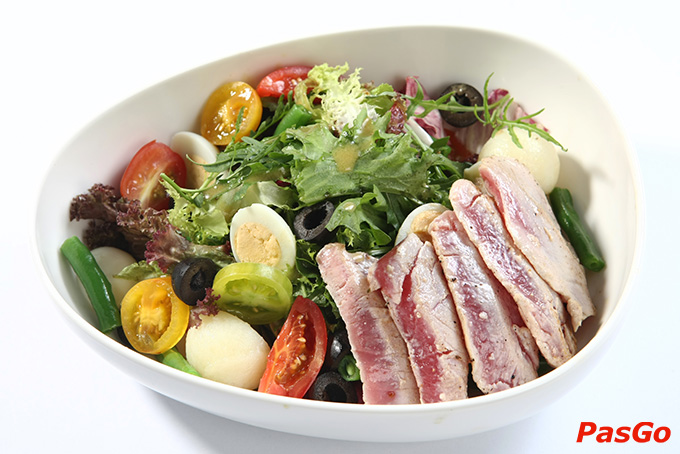 Với những món ăn độc đáo như Cồi sò điệp áp chảo hay Thịt heo đen Tây Ban Nha nướng, nhà hàng A Bửu Sài Gòn thực sự là một trải nghiệm ẩm thực đầy mới mẻ và thú vị.